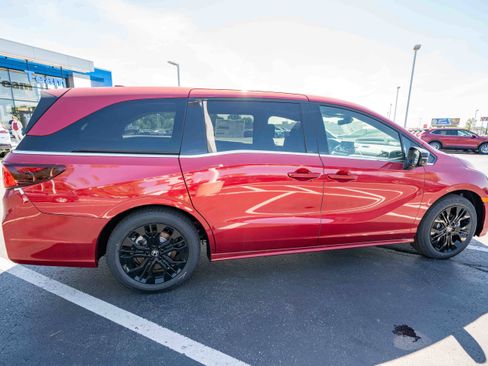 New 2026 Honda Odyssey Sport-L image 6