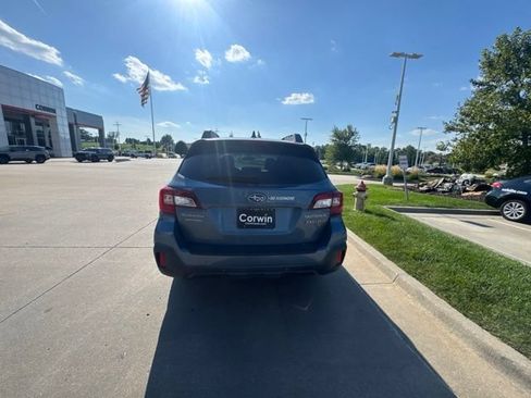 Used 2018 Subaru Outback 2.5i Limited w/ 50th Anniversary Edition AWD/4WD image 5