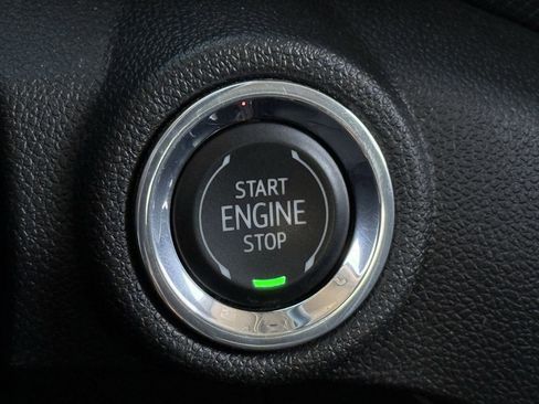 Used 2023 Chevrolet TrailBlazer LT w/ Convenience Package image 19