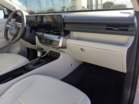 Certified 2024 Hyundai Kona SEL image 32