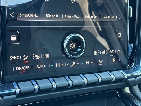 New 2026 GMC Yukon XL AT4 w/ AT4 Premium Plus Package image 20