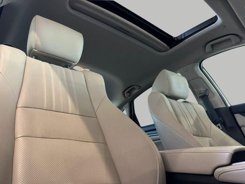 Used 2019 Honda Accord Touring image 15