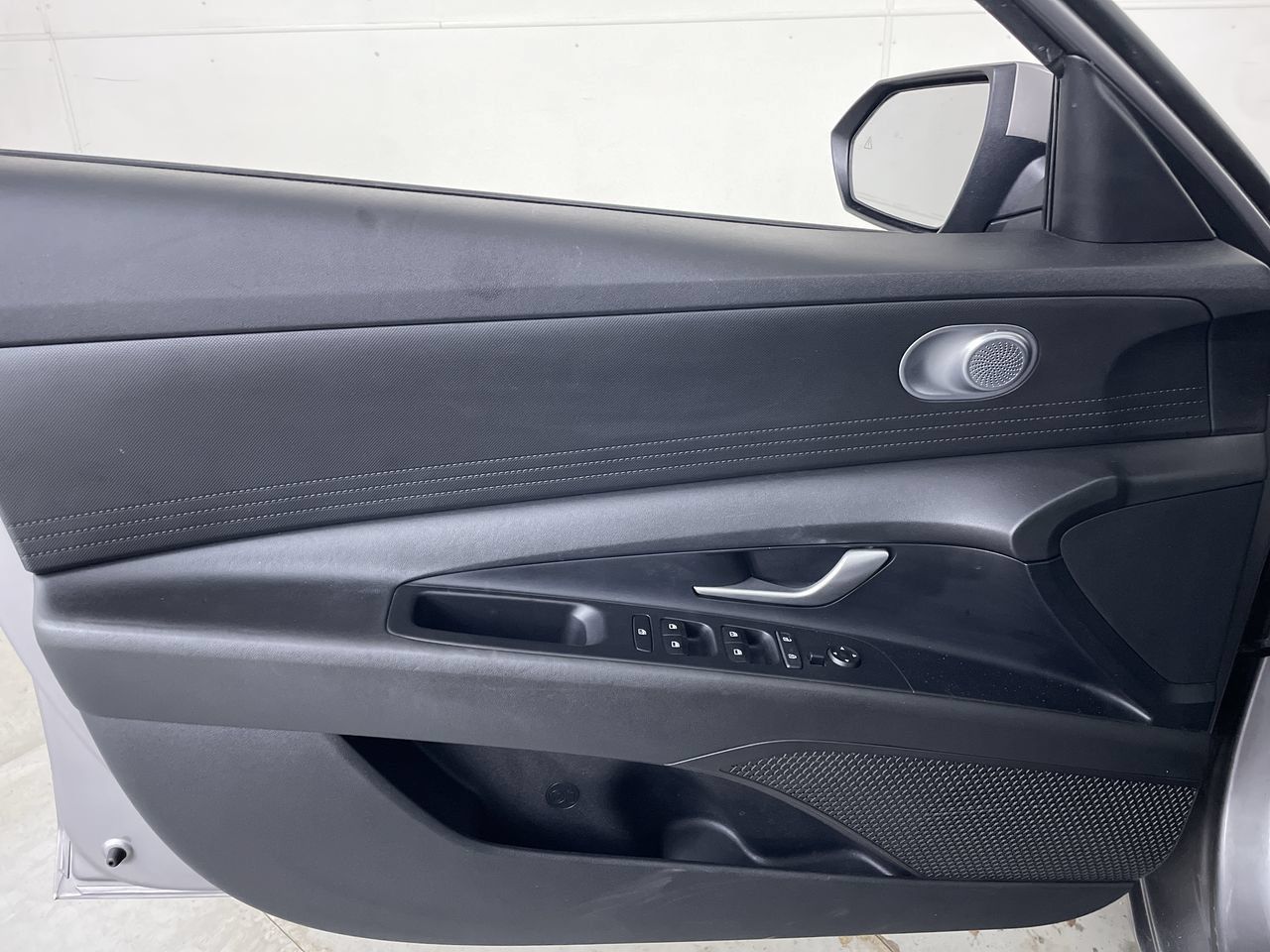 Used 2021 Hyundai Elantra SEL FWD image 10