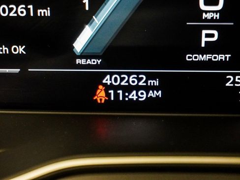 Used 2022 Audi SQ5 Premium Plus w/ Premium Plus Package image 36