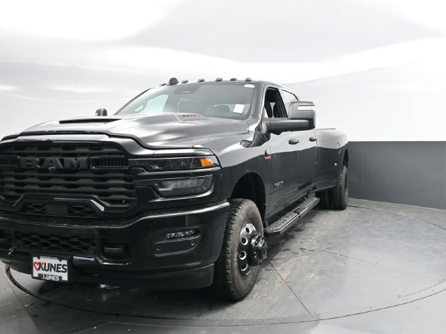 New 2027 RAM 3500 Big Horn AWD/4WD image 5