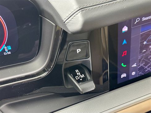 Certified 2025 Porsche Cayenne image 36