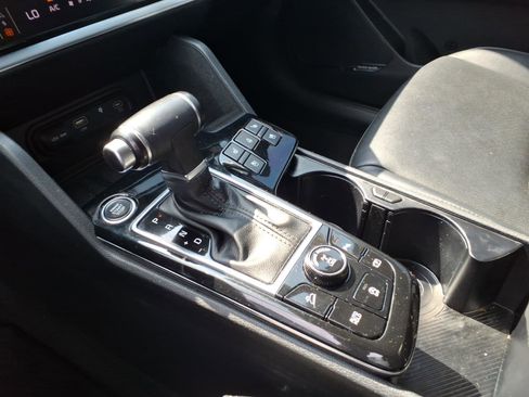 Used 2023 Kia Sportage SX AWD/4WD image 16