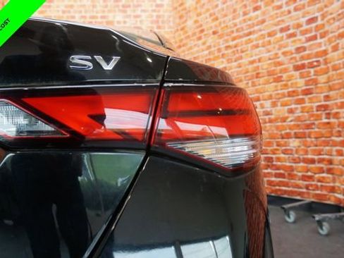 Certified 2022 Nissan Sentra SV FWD image 69