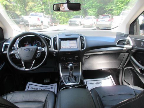 Used 2016 Ford Edge SEL w/ Equipment Group 201A AWD/4WD image 23