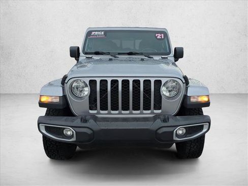 Used 2021 Jeep Gladiator Sport AWD/4WD image 2