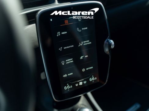 Used 2023 McLaren Artura image 26