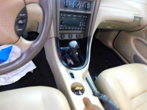 Used 2001 Ford Mustang GT RWD image 29