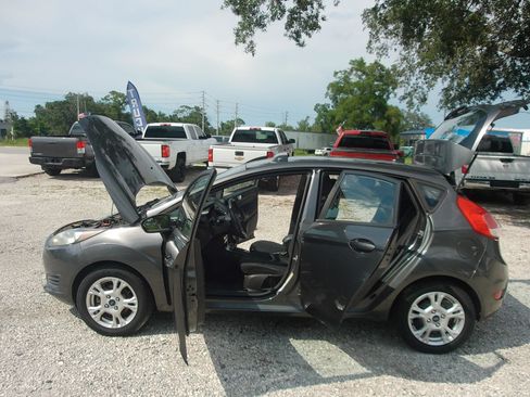 Used 2016 Ford Fiesta SE FWD image 10