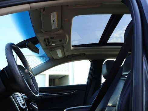 Used 2019 Cadillac XTS Luxury image 40