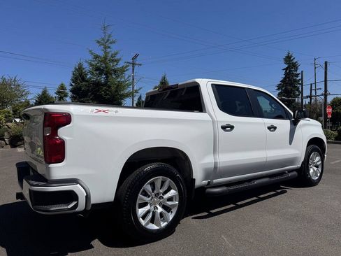 Used 2025 Chevrolet Silverado 1500 Custom AWD/4WD image 3