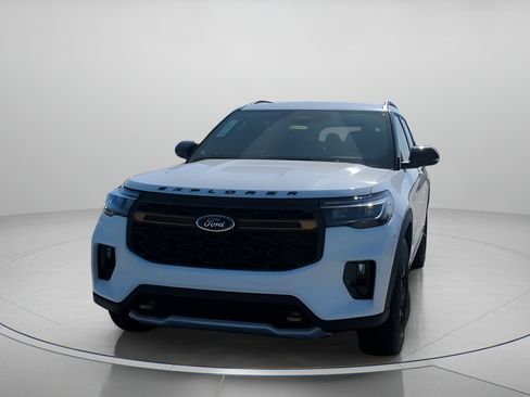 New 2026 Ford Explorer Tremor image 10