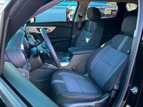 New 2026 Chevrolet Blazer LT image 9