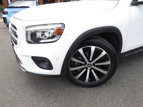 Certified 2020 Mercedes-Benz GLB 250 4MATIC image 19