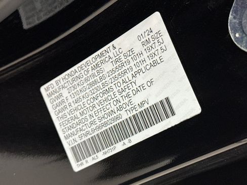 Used 2024 Honda Odyssey Elite image 11