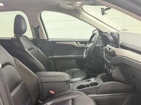 Used 2021 Ford Escape SEL image 37
