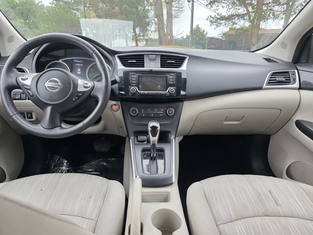 Used 2016 Nissan Sentra SV w/ Style Package FWD image 23