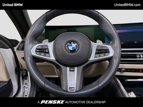 Used 2024 BMW M440i Convertible image 6