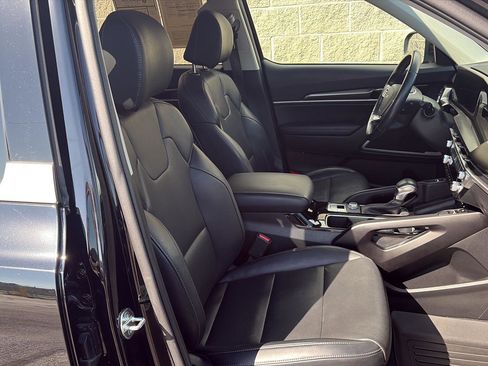 Used 2024 Kia Telluride S w/ S Sunroof Package AWD/4WD image 23