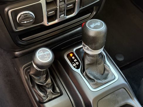 Used 2022 Jeep Wrangler Unlimited Sport S image 20