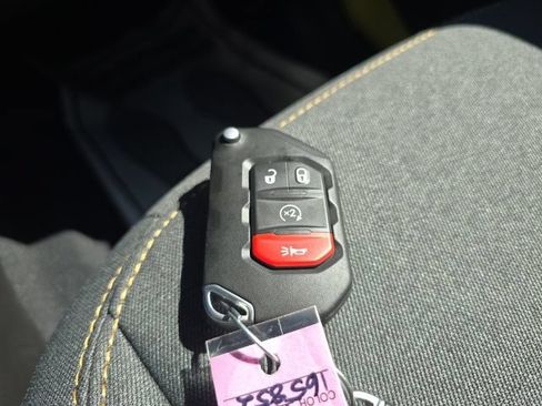 Used 2024 Jeep Wrangler Unlimited AWD/4WD image 26