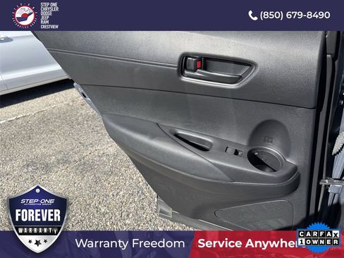 Used 2023 Toyota Corolla Cross LE image 31