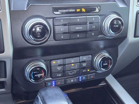 Used 2019 Ford F150 Lariat w/ Equipment Group 502A Luxury image 26