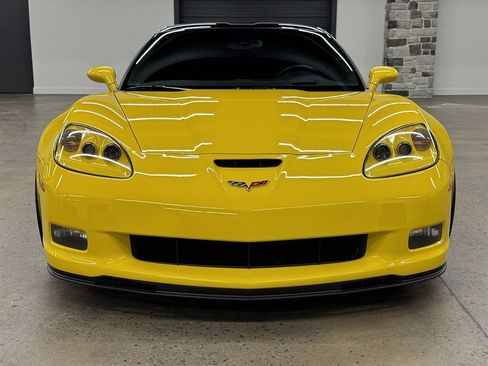 Used 2007 Chevrolet Corvette Z06 w/ Preferred Equipment Group image 2