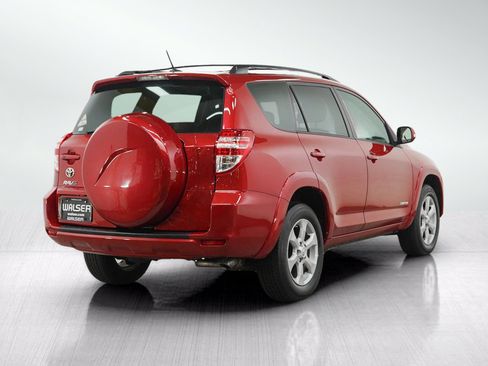 Used 2011 Toyota RAV4 Limited w/ Limited Extra Value Pkg FWD image 5