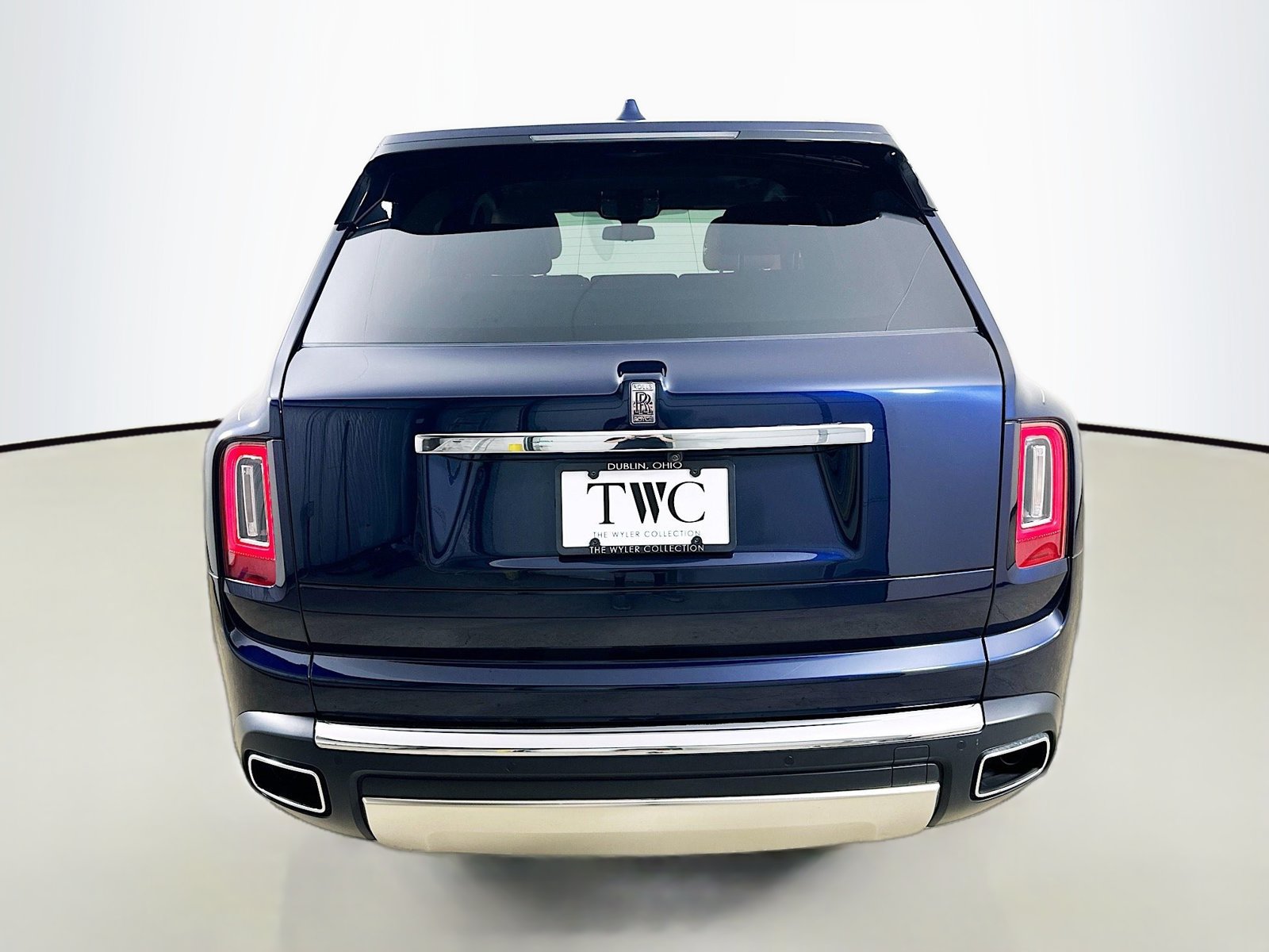 Used 2019 Rolls-Royce Cullinan AWD/4WD image 10