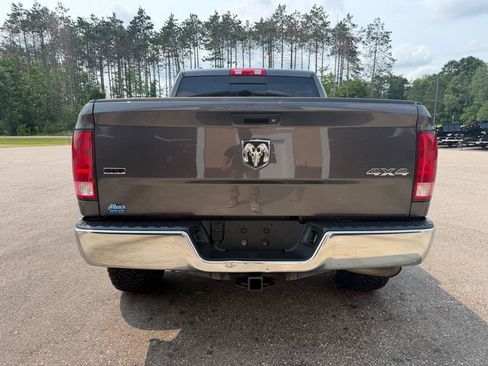 Used 2018 RAM 1500 Classic SLT AWD/4WD image 5