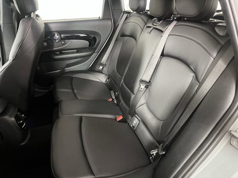 Used 2017 MINI Cooper Clubman S image 19