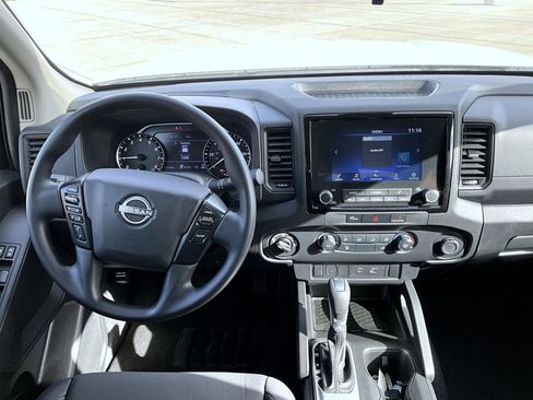 Certified 2024 Nissan Frontier S image 12
