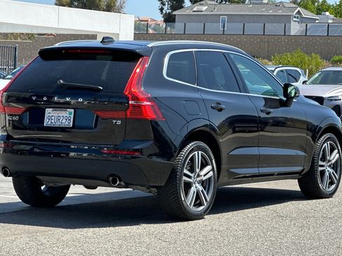 Used 2020 Volvo XC60 T5 Momentum w/ Protection Package Premier FWD image 34