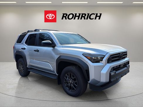 Used 2025 Toyota 4Runner SR5 RWD image 4