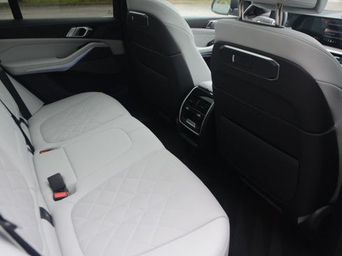 Used 2026 BMW X5 xDrive40i w/ Climate Comfort Package AWD/4WD image 13