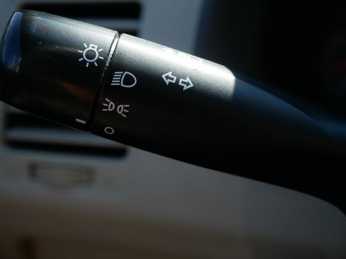 Used 2010 Toyota Corolla LE FWD image 33