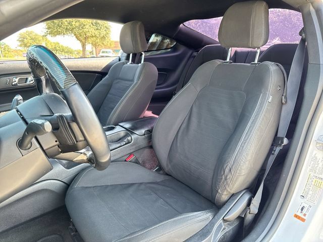 Used 2017 Ford Mustang GT w/ Black Accent Package RWD image 11