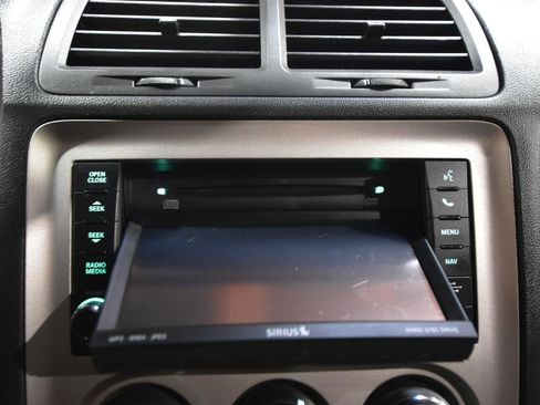 Used 2012 Dodge Challenger SRT8 image 29