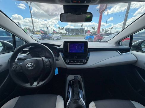 Used 2024 Toyota Corolla LE FWD image 14