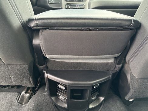 Used 2024 RAM 3500 Big Horn image 15