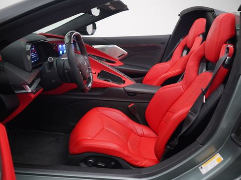 Used 2023 Chevrolet Corvette Z06 RWD image 15