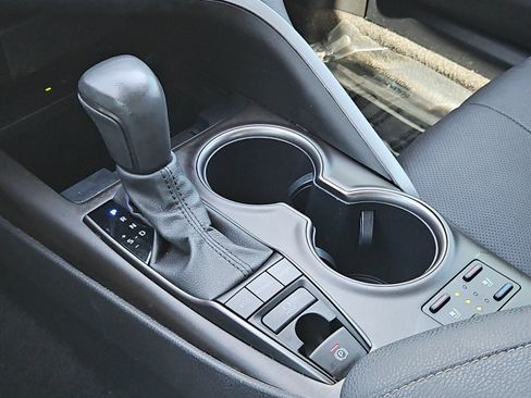Used 2024 Toyota Camry XSE w/ Navigation Package FWD image 19