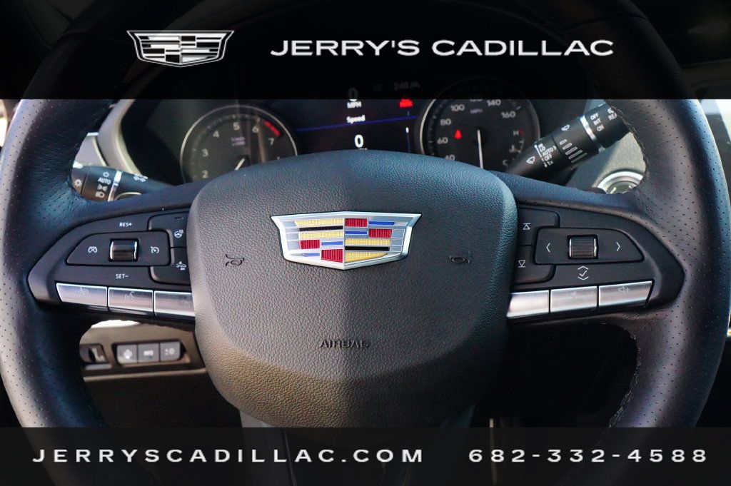Used 2023 Cadillac XT4 Sport FWD image 14