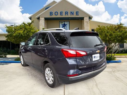 Used 2018 Chevrolet Equinox LT w/ Sun & Infotainment Package FWD image 3