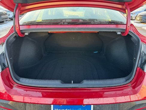 Certified 2025 Hyundai Elantra Sport image 25